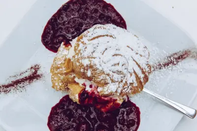 Cosa servire con il caffè all'italiana: dolci, creme al pistacchio e specialità
