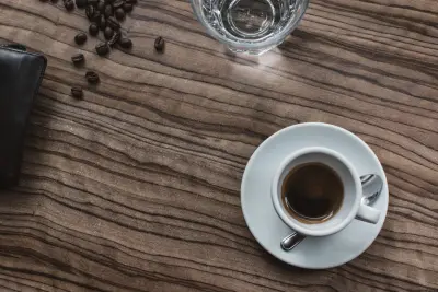 Kofeina w filiżance: ile jej naprawdę pijemy